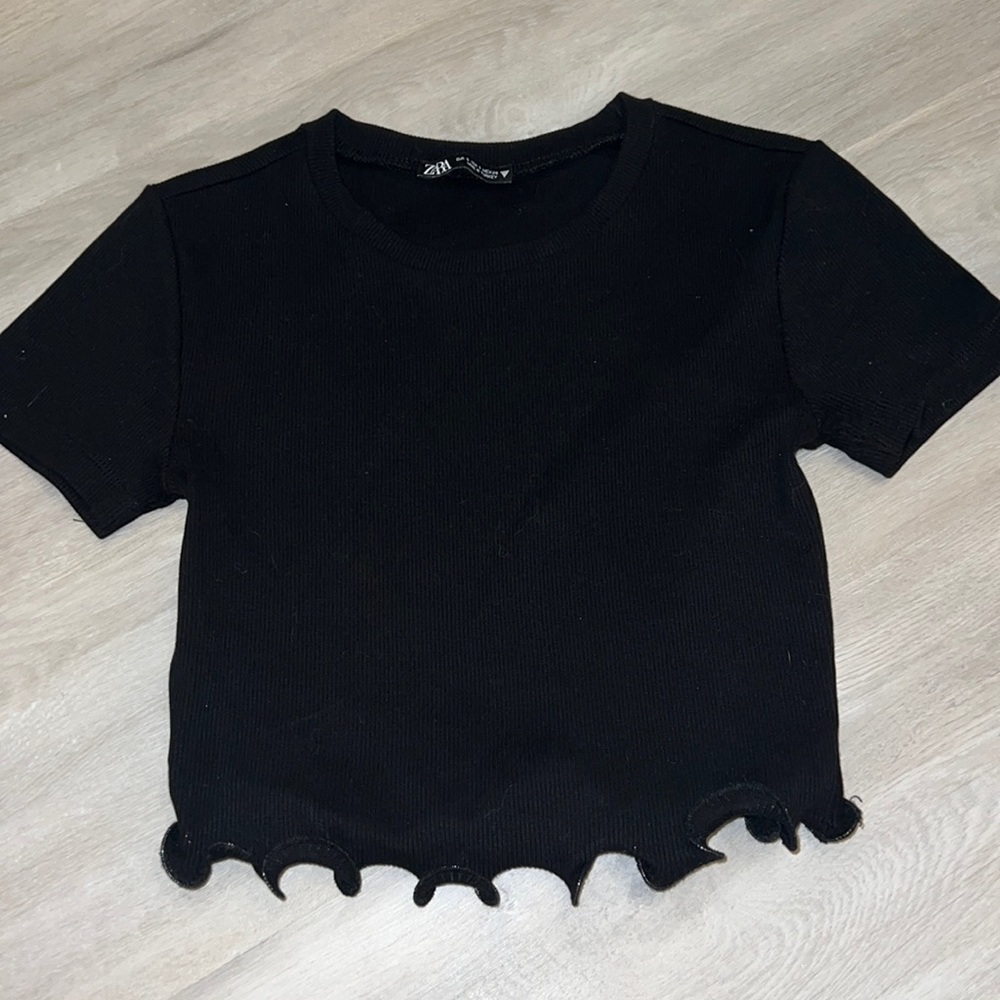 zara black tee